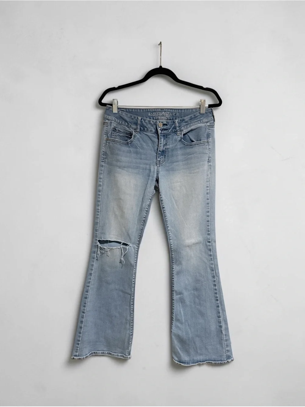 American Eagle Artist Jeans Size 10 Short Distressed Light Wash Bootcut Y2K